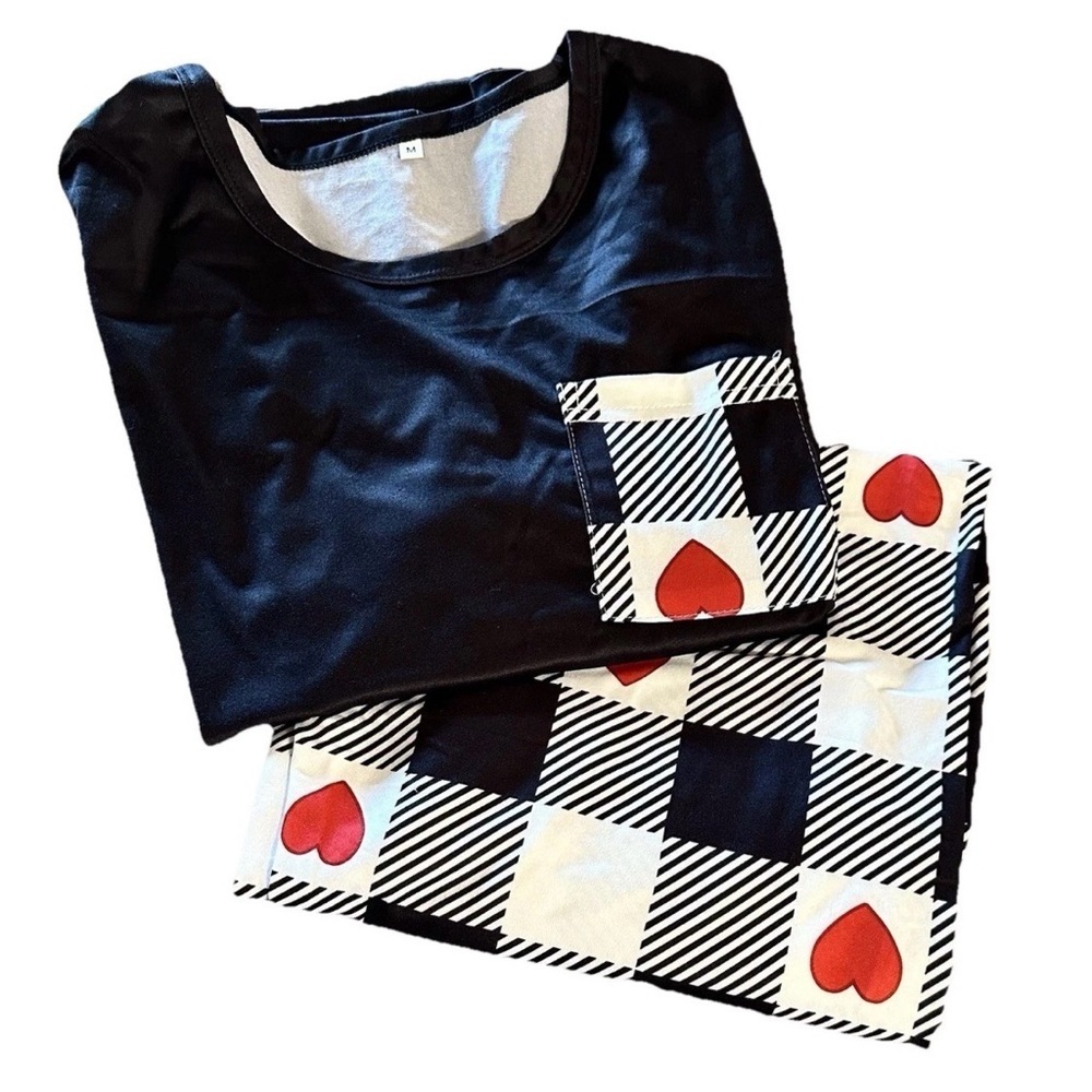 Women’s 2 Piece Lounge Set Black Buffalo Plaid Hearts Capri Pajama Set M